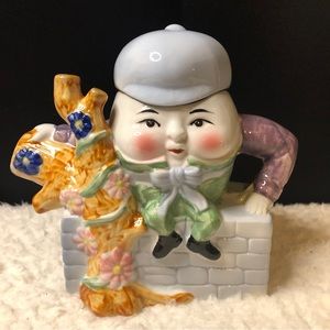 Vintage Feitx Humpty Dumpty Handpainted Ceramic Teapot, Circa 1970’s RARE FIND